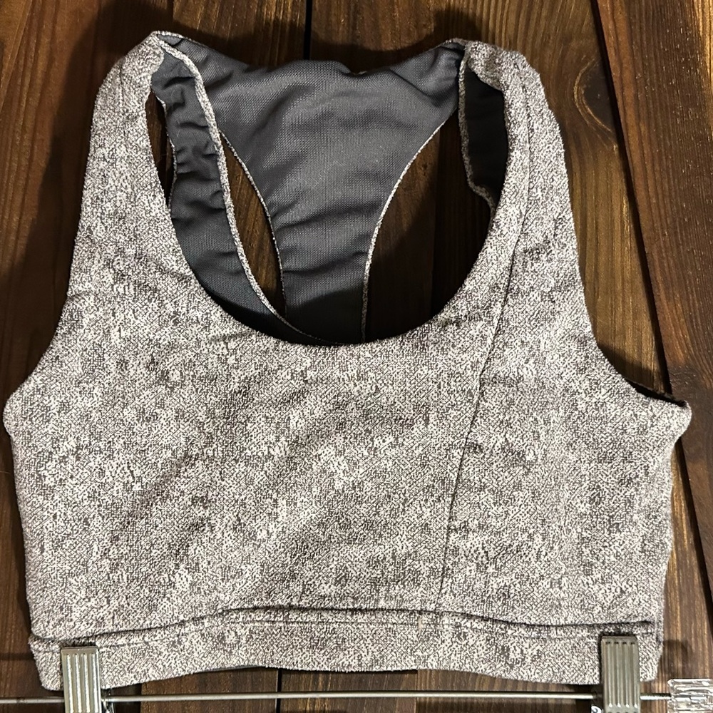 Gymshark Dry Management Fleur Texture Sports Bra